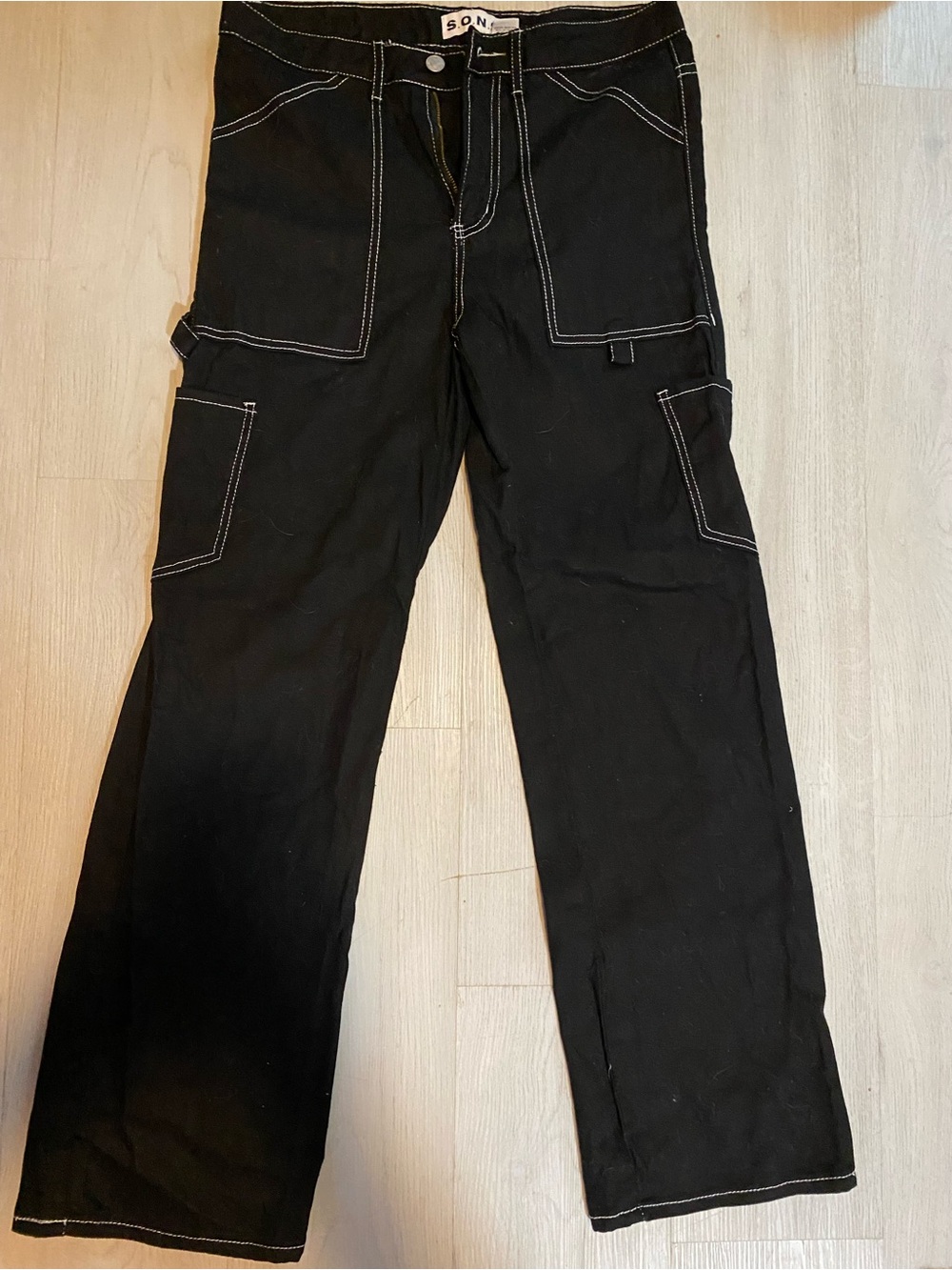 S.O.N.G. Women's Black Wide-Leg Jeans with Contrast Stitching